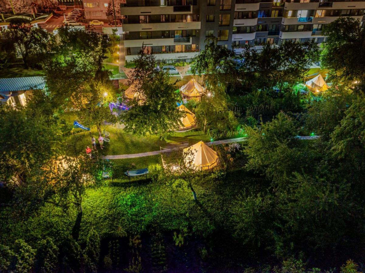 Hotel Dragonfly Gardens Urban Glamping Brașov Exterior foto